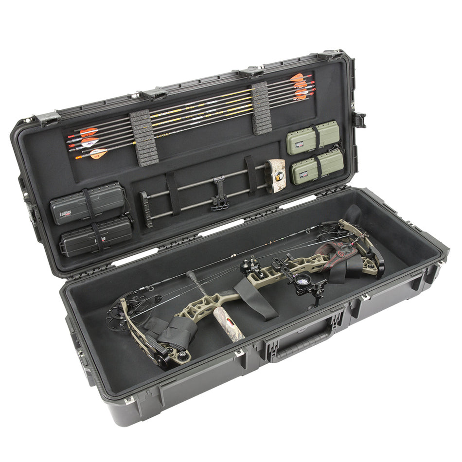 SKB iSeries Black Large Bow Case Watertight Polypropylene