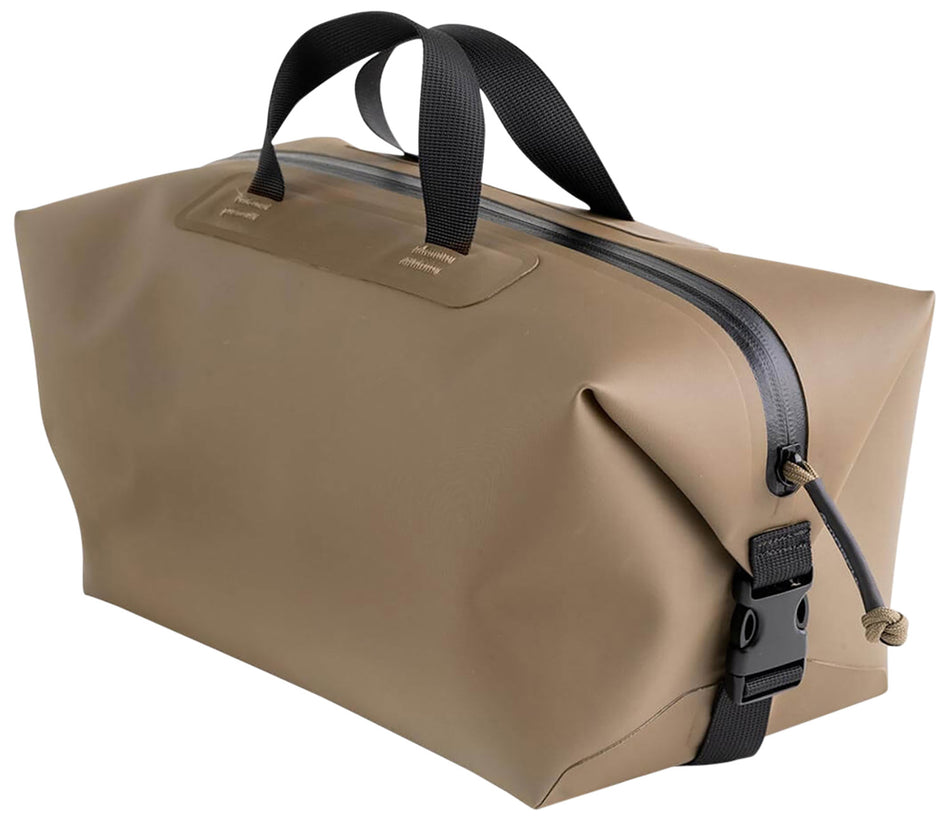 Magpul DAKA Takeout FDE 8.88-Liter Large Polymer Kit Bag