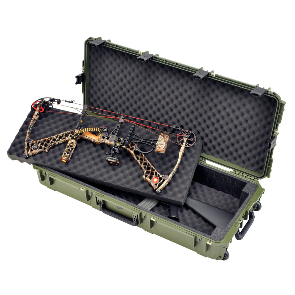 SKB iSeries 42 in. Green Watertight Double Bow and Rifle Case
