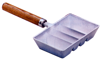 Lee Aluminum 4 Cavity Ingot Mold Wood Handle