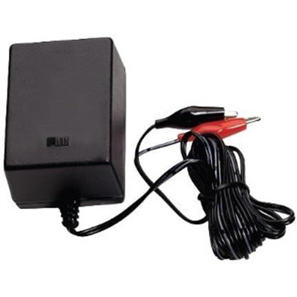 Boss Buck 12 Volt Lithium Battery Charger for Feeder Batteries
